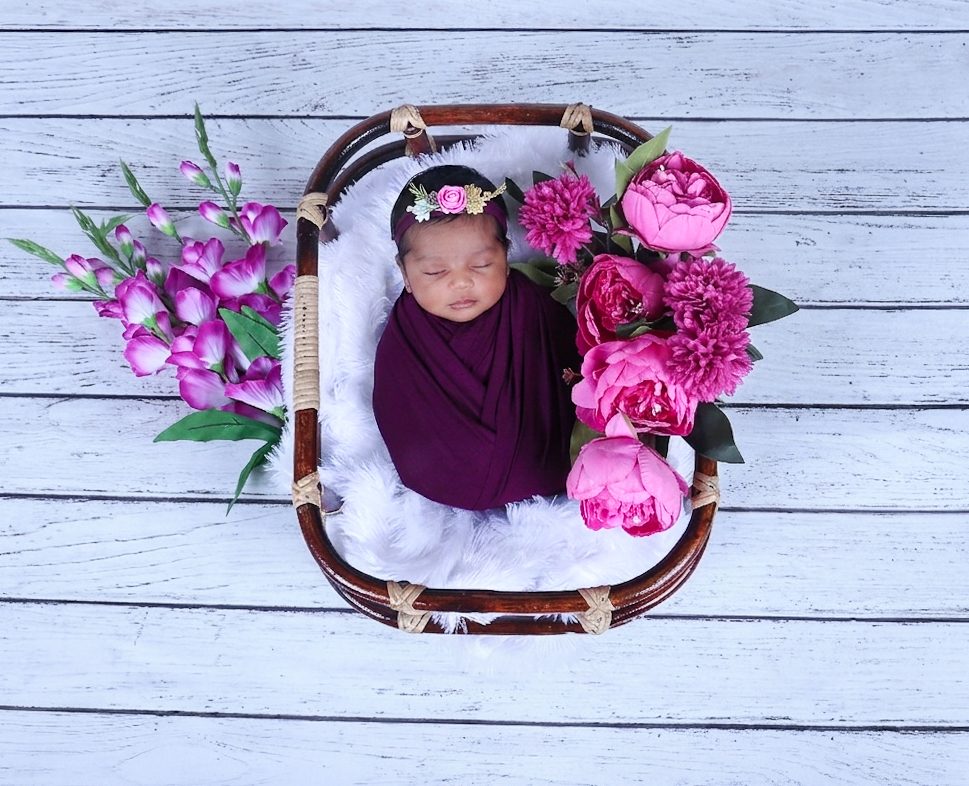 Newborn - purple basket with flowers