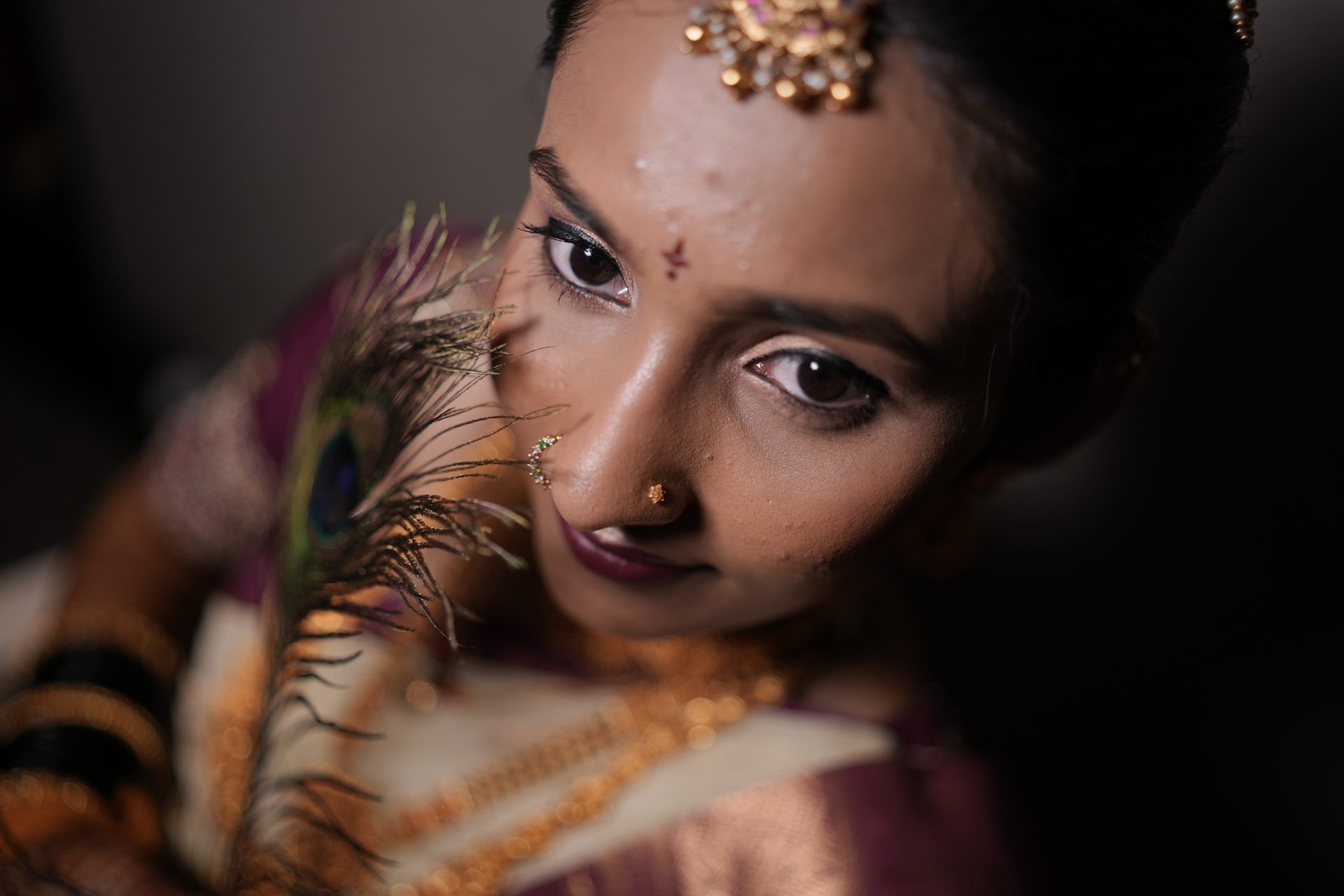 Wedding - bride portrait with feather